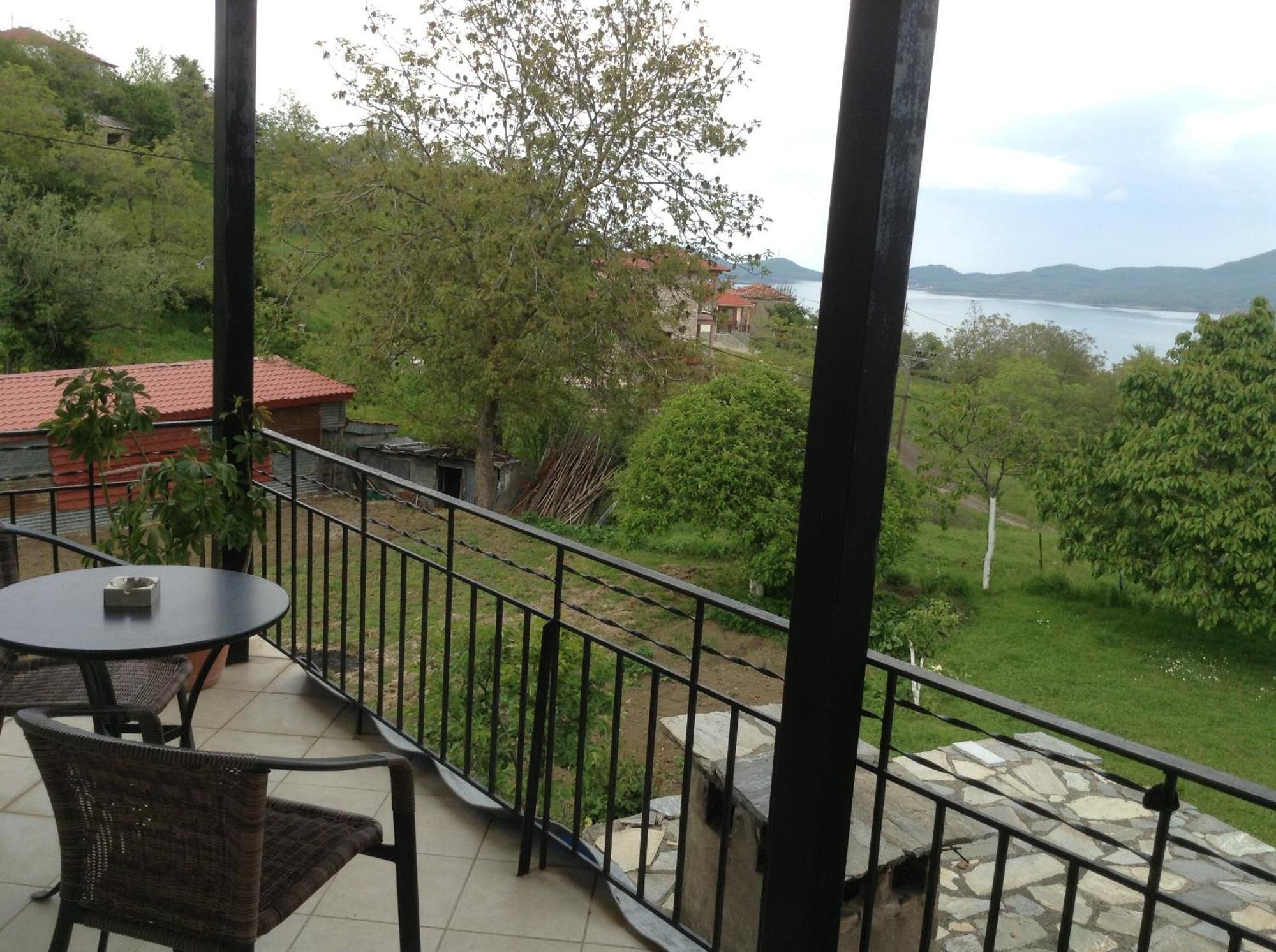 Guesthouse Lamprini Neochori  Buitenkant foto