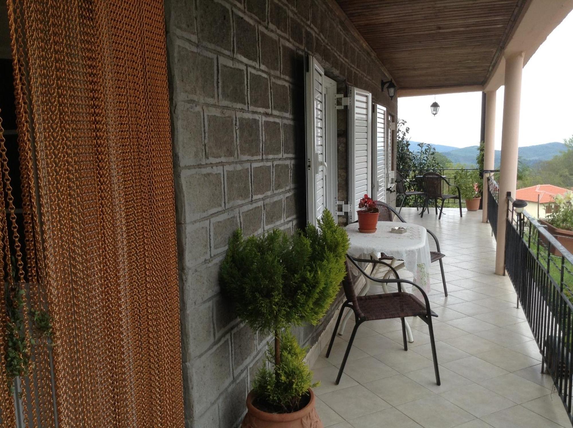 Guesthouse Lamprini Neochori  Buitenkant foto