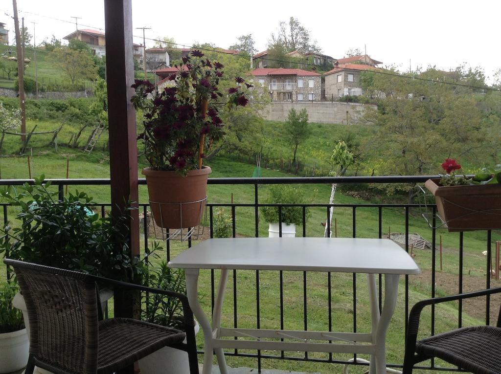 Guesthouse Lamprini Neochori  Buitenkant foto